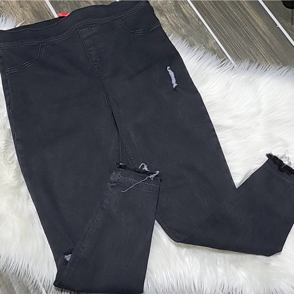 SPANX Distressed Black Jeggings Size 14-16 - Picture 2 of 5